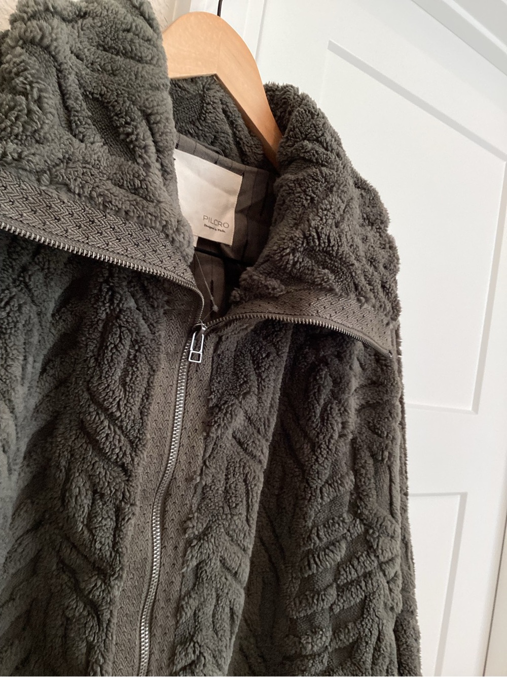 Anthropologie Textured Fuzzy Jacket Pilcro Faux Fur New XL Olive Grey - Picture 6 of 15